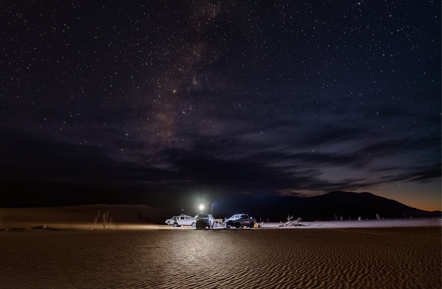 desert-camping-in-Iran-central-desert