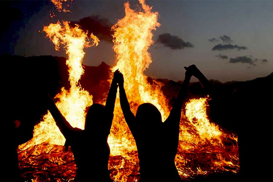 Chahar-shanbe-soori-festival-of-fire-exotigo