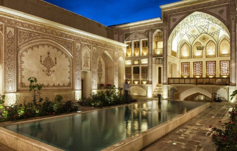 best-iran-traditional-hotels